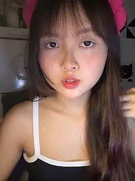 Alice1818 online show from October 18, 7:26 pm