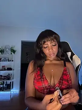 Blazerina online show from November 18, 9:38 pm