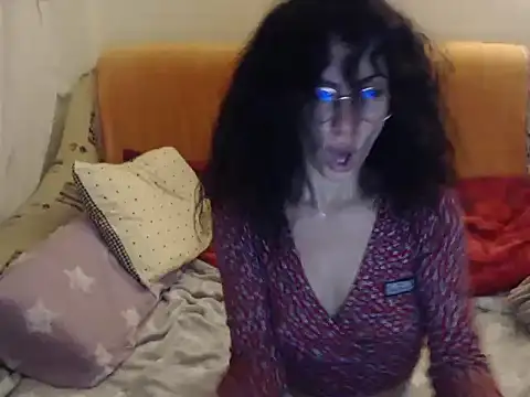 Emmatoo online show from November 18, 3:02 pm