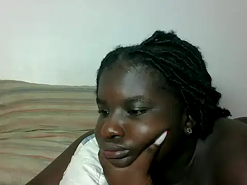 Snapshot of hotebbbyy chatting on September 28, 11:48 am hotebbbyy online show from September 28, 11:48 am