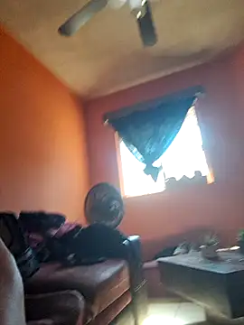 miicheele32 online show from October 18, 8:54 pm