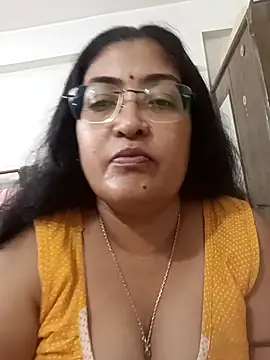 LAVERNIYA  online show from October 18, 12:08 pm