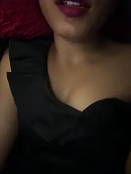 Hot Goldengirl online show from May 17, 8:08 pm