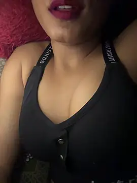 Hot Goldengirl online show from May 16, 7:57 pm