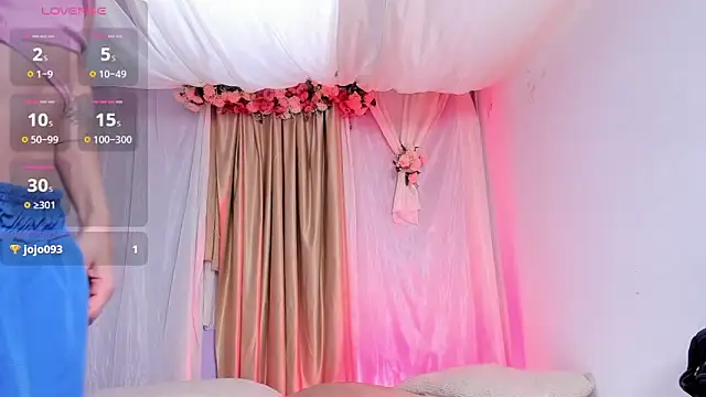 salomee star  online show from March 16, 7:40 pm