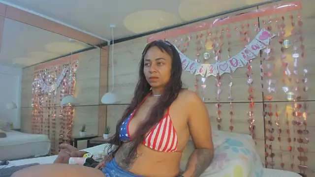 martina touss online show from February 7, 12:42 pm