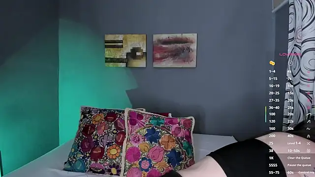 Ana 333 online show from June 16, 5:14 pm