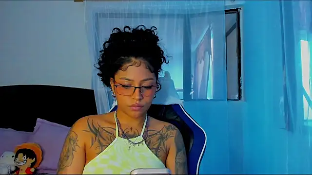 JuliaRose ks online show from July 27, 10:07 pm