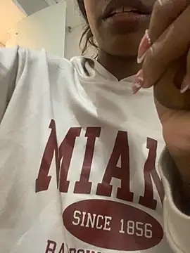 adaraSmiith online show from November 14, 12:05 pm