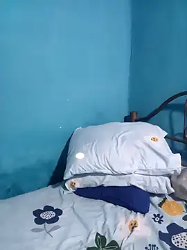 naysi online show from September 20, 7:56 pm