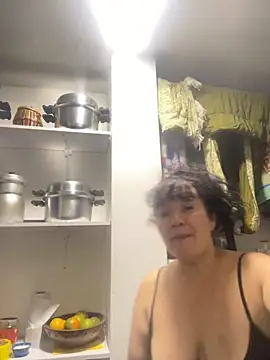 Sweeetness Milf online show from October 20, 8:01 pm