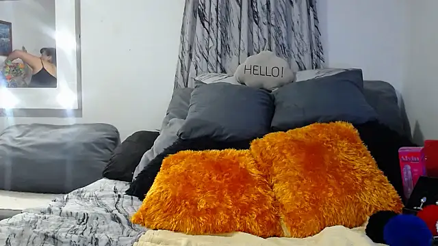 Sweeetness Milf online show from October 12, 2:36 am