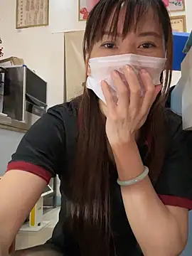 andii-1 online show from April 12, 1:52 am