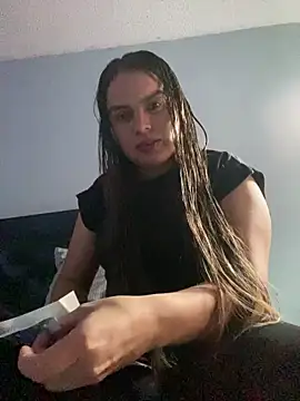 Nathaly00  online show from December 14, 10:15 pm