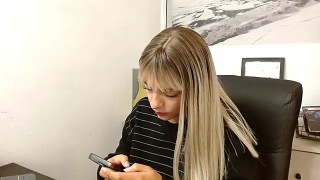 peyton golden1 online show from November 21, 4:03 am