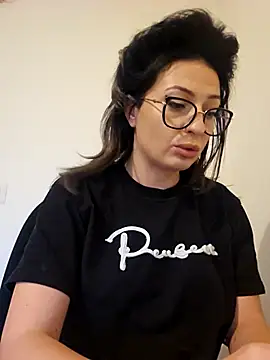 Selenna emma online show from December 5, 12:28 pm