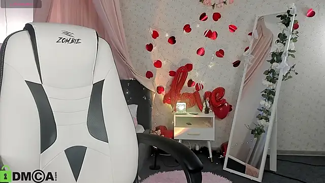 Vanessa Walters online show from March 19, 3:11 am