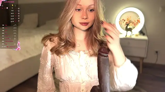 diaanona online show from March 16, 10:03 pm