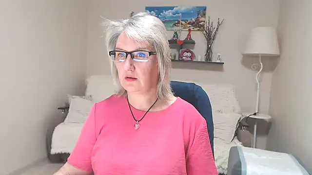 FleurMays online show from July 11, 12:05 pm
