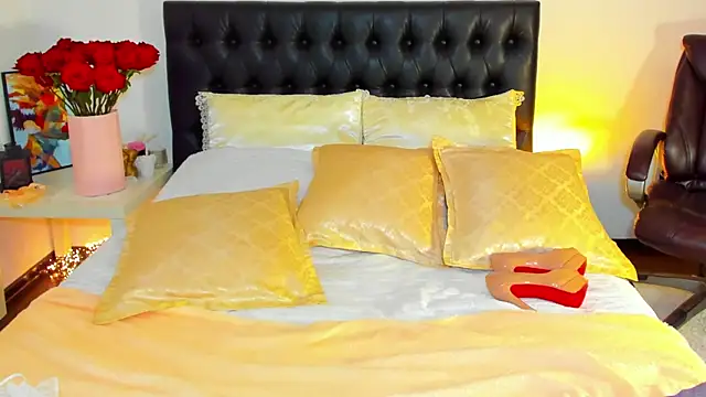 Goddess Squirt  online show from October 21, 3:32 am