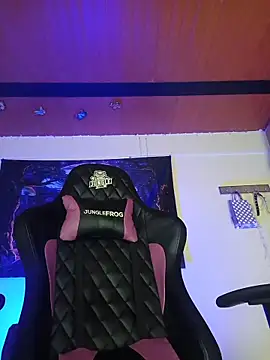 pocahonta89 online show from November 18, 4:24 am