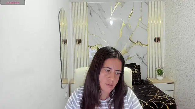 kathina giraldo online show from March 26, 12:51 pm