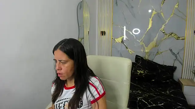 kathina giraldo online show from May 28, 12:47 pm