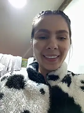 SofiaG  online show from November 3, 7:07 pm