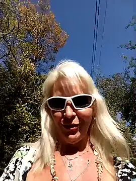 Snapshot of CassandraSandra44 chatting on September 21, 9:19 am CassandraSandra44 online show from September 21, 9:19 am