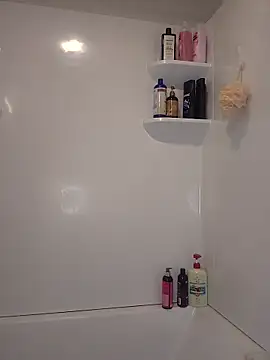 cinnaminnie online show from March 24, 3:34 am