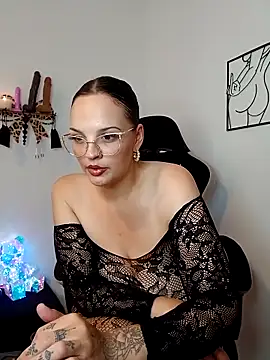 Jujuicy 97 online show from September 11, 4:18 pm