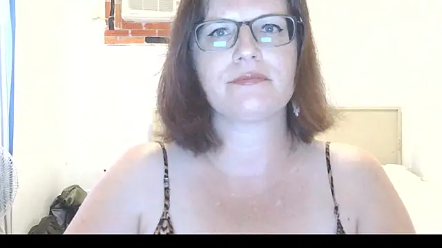 CrimsonMistress online show from March 13, 11:06 pm