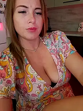 Hot Sexy Angel online show from September 15, 8:38 pm