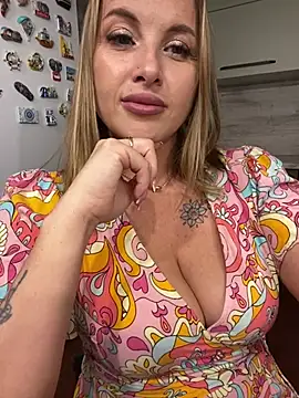 Hot Sexy Angel online show from June 9, 9:25 pm