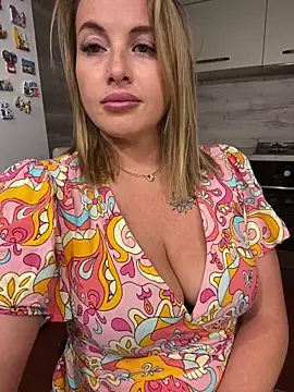 Hot Sexy Angel online show from June 7, 9:21 pm