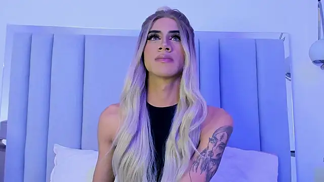 PersefoneWoods1 online show from October 20, 4:54 pm