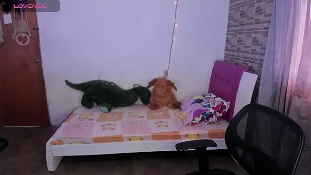  Amelia Johns  online show from February 18, 3:44 pm