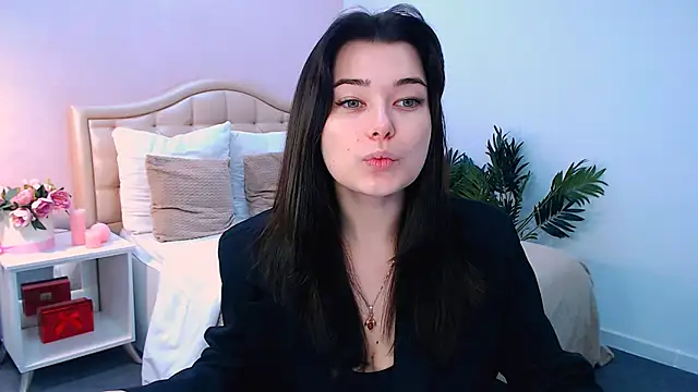  Sun Shy  online show from December 2, 1:13 pm