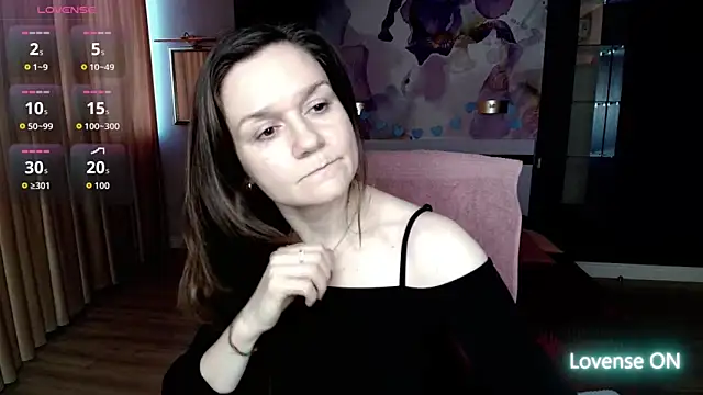 AriaGray online show from April 11, 5:46 am