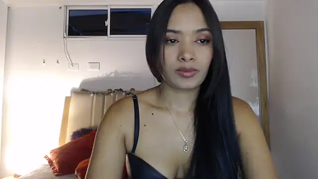 sabrina brunette online show from May 30, 5:05 am