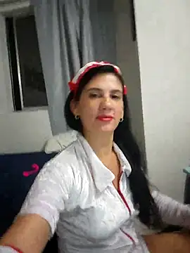 Snapshot of AbbyBaker222 chatting on October 31, 7:01 am AbbyBaker222 online show from October 31, 7:01 am