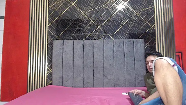 FerneyManti online show from March 21, 2:22 pm