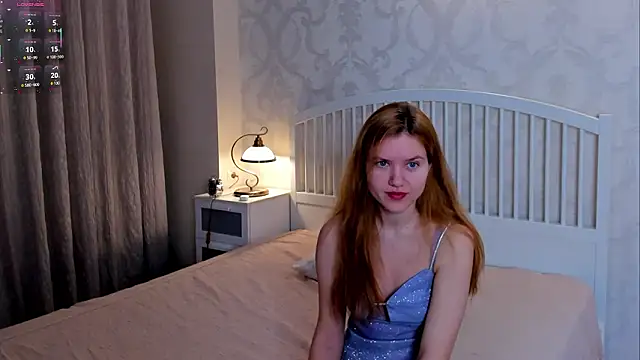 Eva  Lewis online show from March 30, 8:47 am