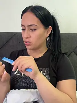 Sara luna  online show from February 17, 5:01 pm