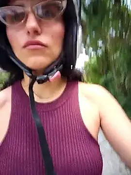 Izabella Bella online show from January 9, 5:45 am