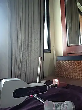 Izabella Bella online show from October 10, 8:30 am