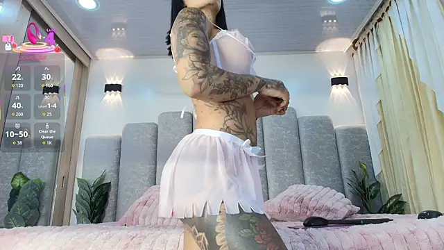juliane sweer1 online show from May 13, 12:39 am