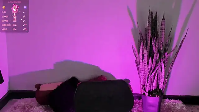 Renata wilsom online show from February 10, 2:14 am