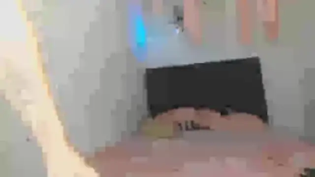 alexaryderr online show from April 9, 4:26 am