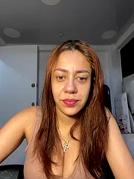 Snapshot of AnnbellaRosse chatting on October 9, 4:33 pm AnnbellaRosse online show from October 9, 4:33 pm